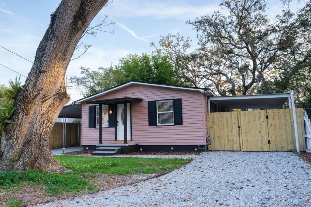House Near Tampa Zoo And Busch Gardens, Free High Speed Wifi 빌라 외부 사진