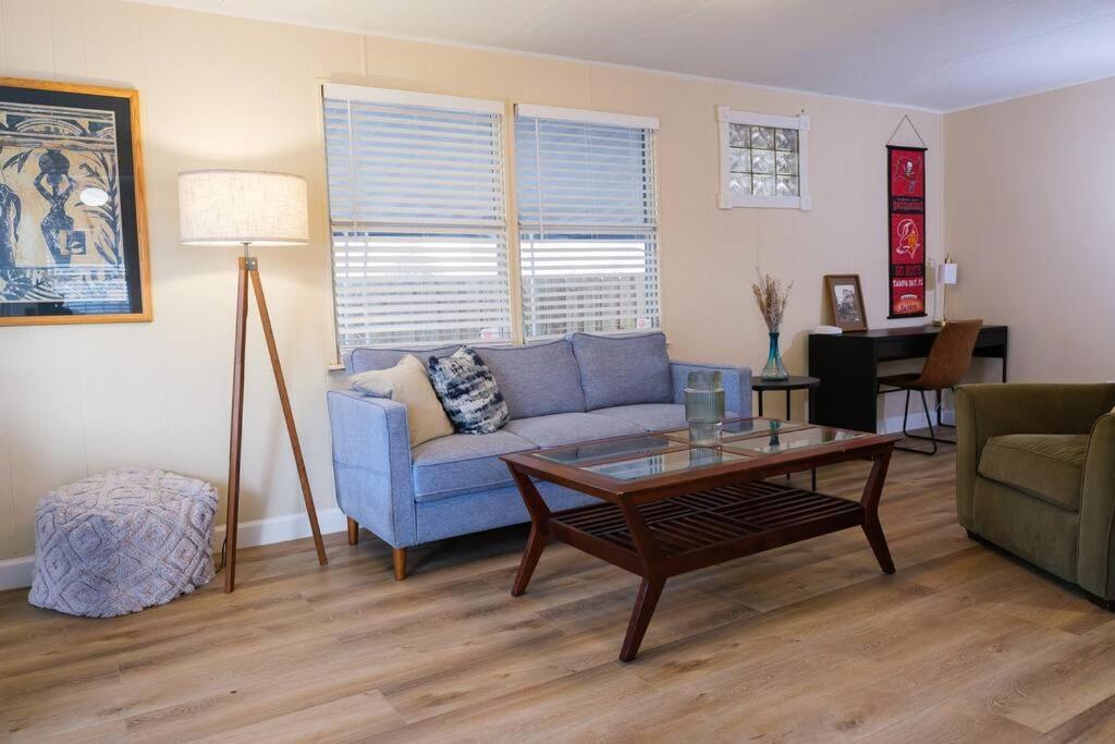 House Near Tampa Zoo And Busch Gardens, Free High Speed Wifi 빌라 외부 사진