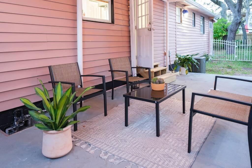 House Near Tampa Zoo And Busch Gardens, Free High Speed Wifi 빌라 외부 사진